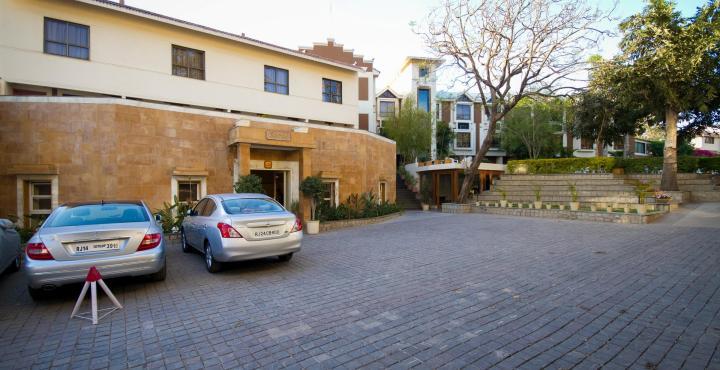 Hotel Hilltone Mount Abu Exterior foto