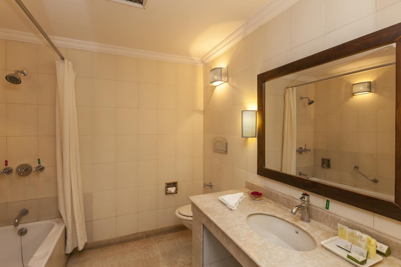 Hotel Hilltone Mount Abu Exterior foto